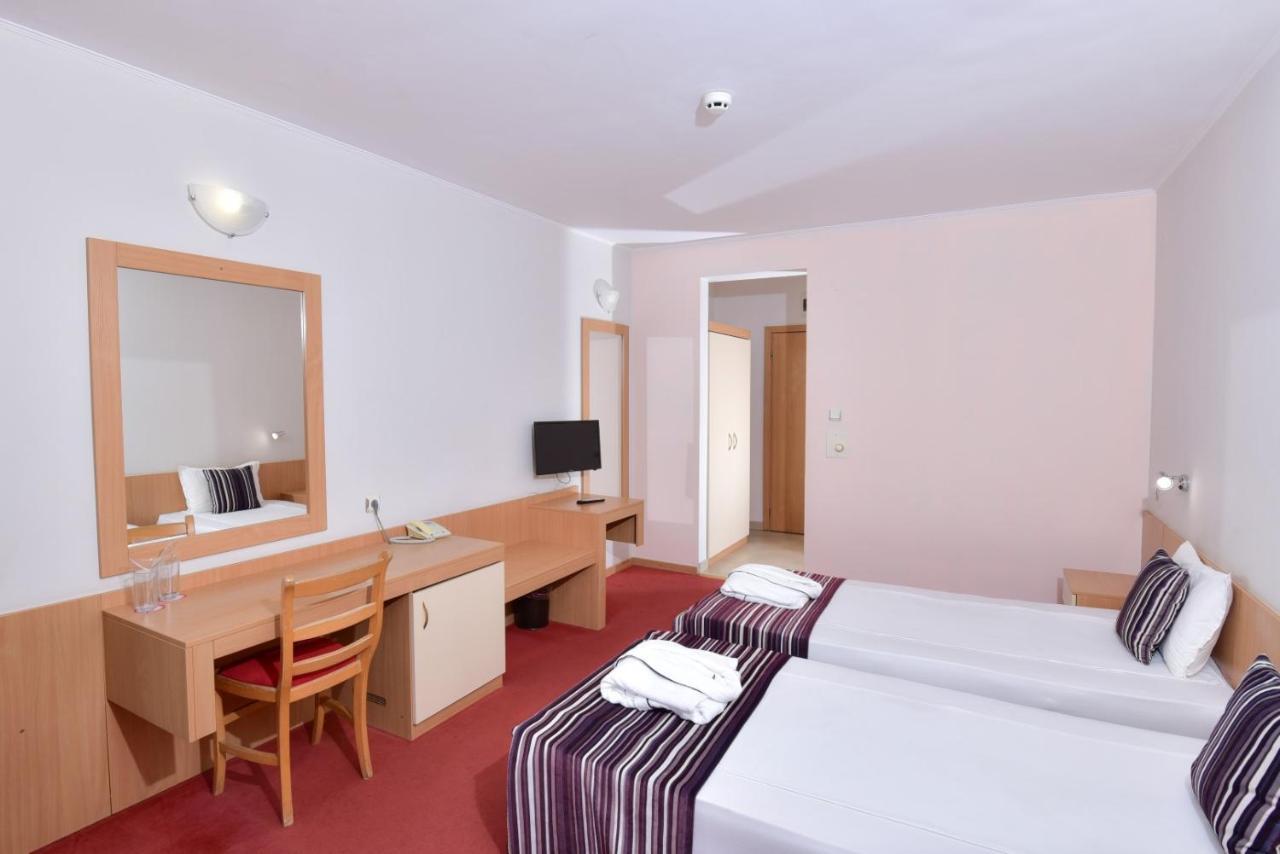 Diva Hotel & Thermal Pool チフリク エクステリア 写真